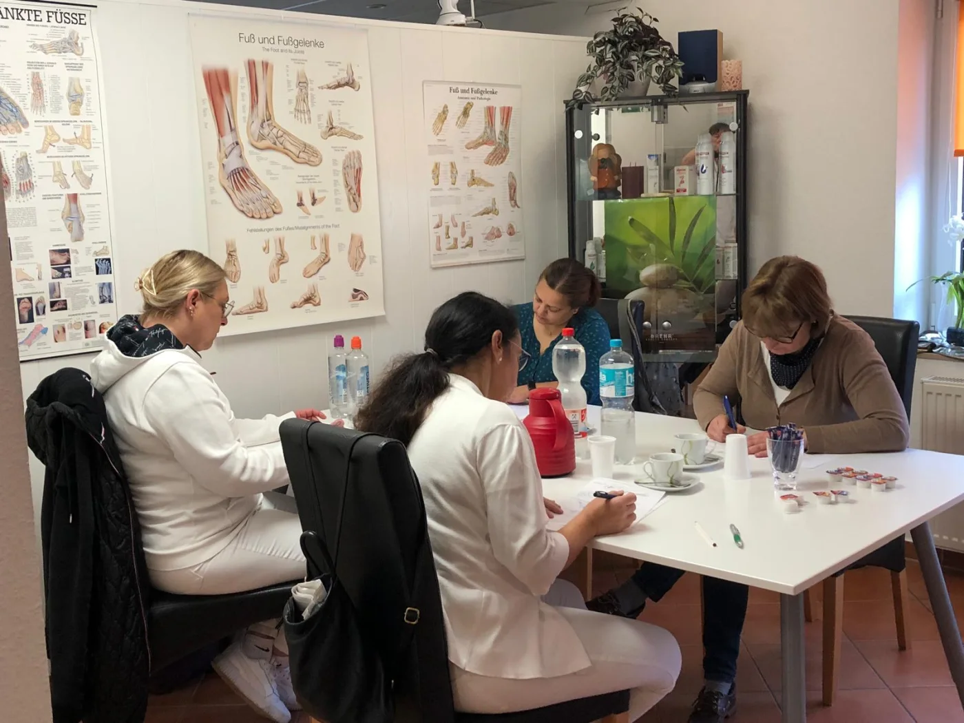 Teilnehmerinnen im 2-Tage-Intensivkurs der Fußpflegeakademie Hildesheim